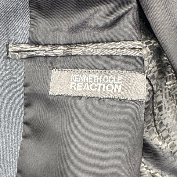 Kenneth Cole Reaction Charcoal Blazer Men’s Size 40R - Picture 2 of 11